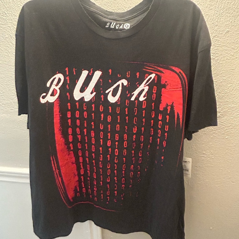 Bush Graphic Band Tee - Black & Red